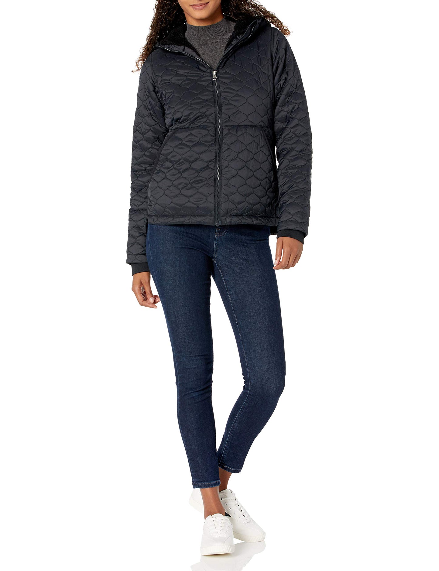 Amazon Essentials Women's Lightweight Quilted Water-Repellent Quilted Jacket with Sherpa Lining and Full Zip