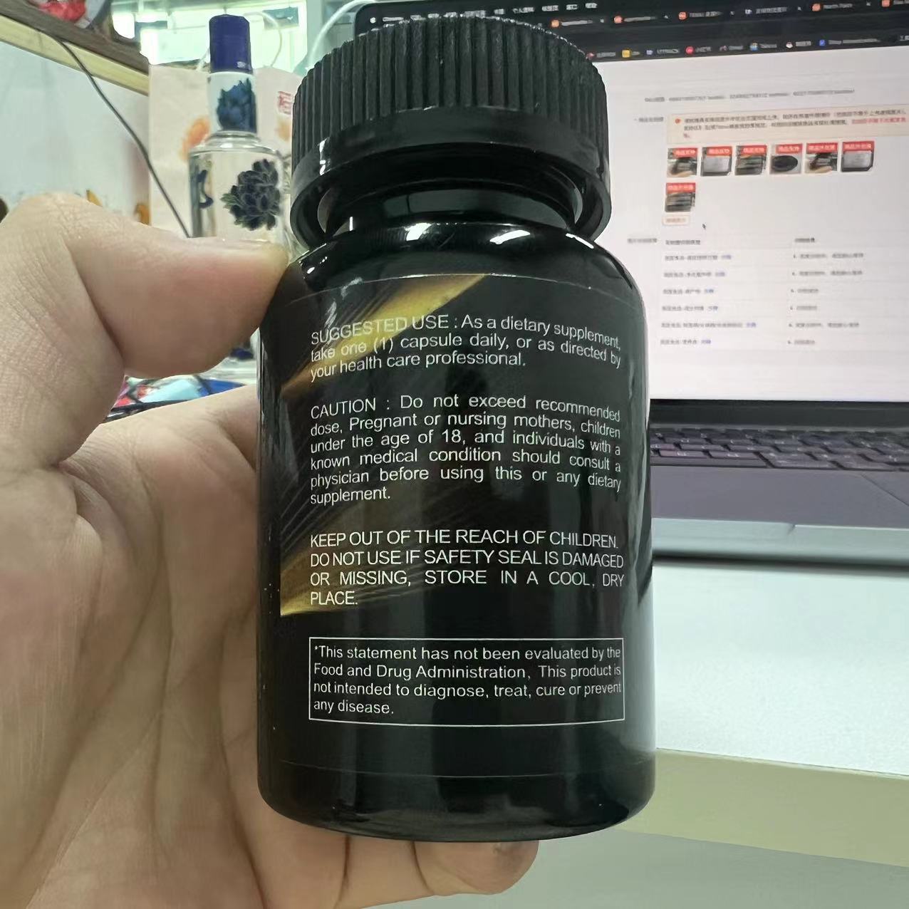 Shilajit 9000 Panax Ginseng 1500MG Ashwagandha 2000MG Rhodiola Rosea 999MG, Turmeric 500MG, Gingko Biloba 500MG, Stinging Nettle 250MG, Cordyceps Mushroom 500MG  60 Caps